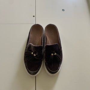 Kenneth Cole Gentle Souls Rory Velvet Mules
